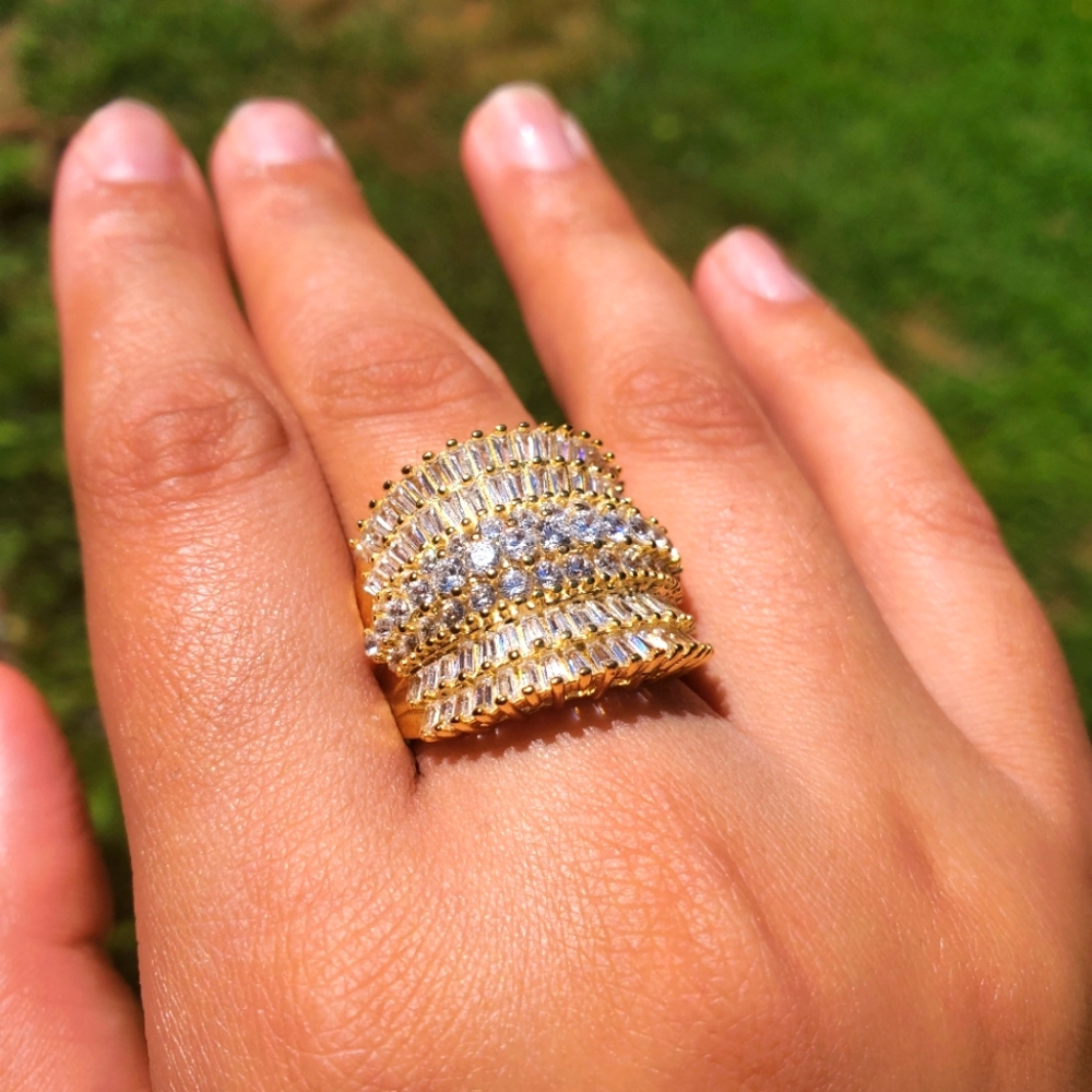 Multi row 18k gold ring